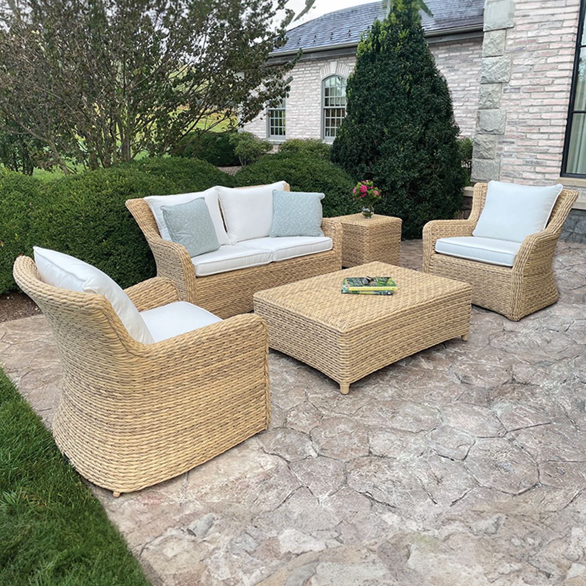 Sag Harbor Settee - Image 3