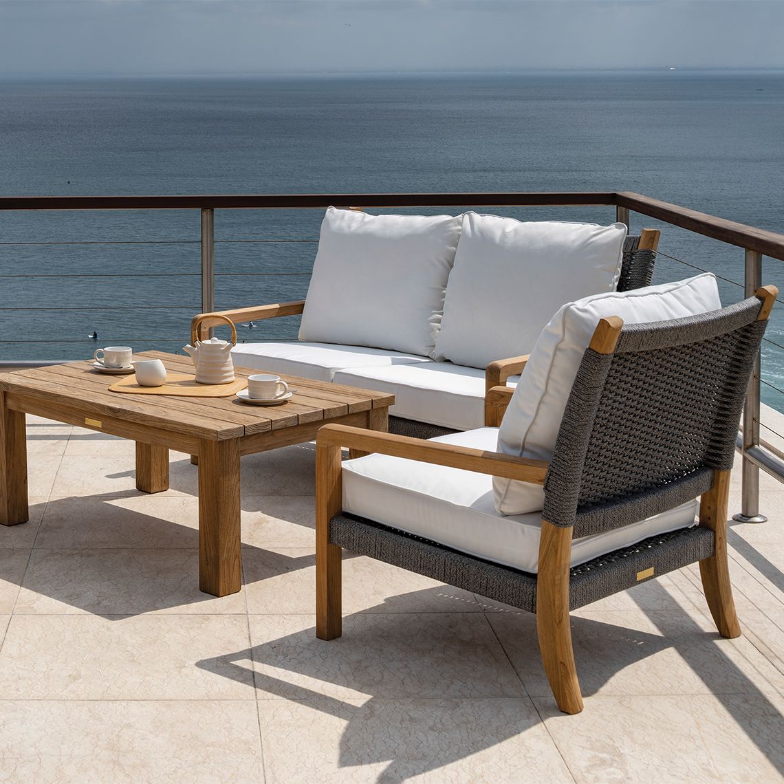Hudson Lounge Chair - Image 4