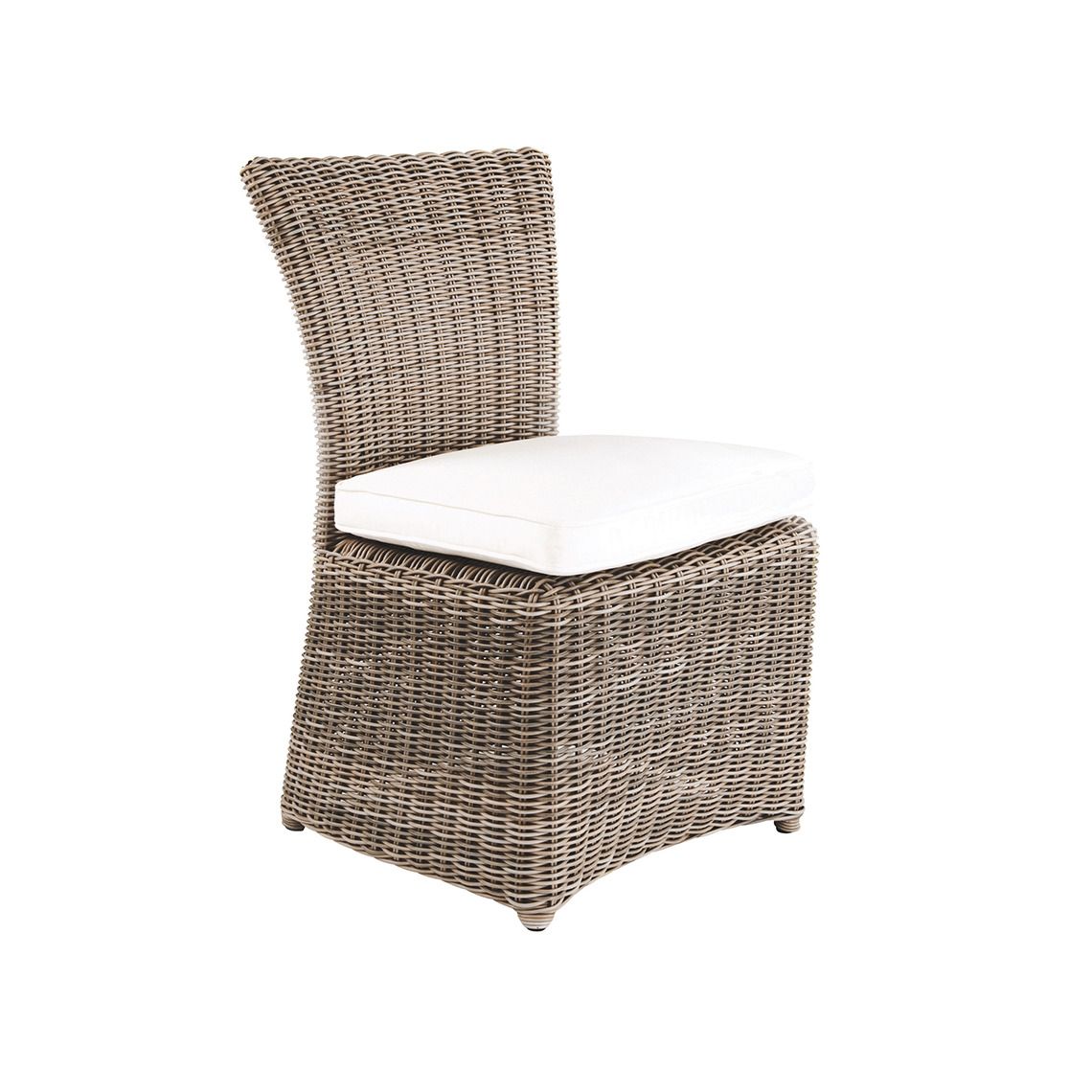 The Sag Harbor dining chair brings coastal elegance to outdoor dining with its extra-large hand-woven wicker weave. Built to withstand direct sun, rain, poolside conditions, and salt air, this chair combines resort-style aesthetics with practical durability.