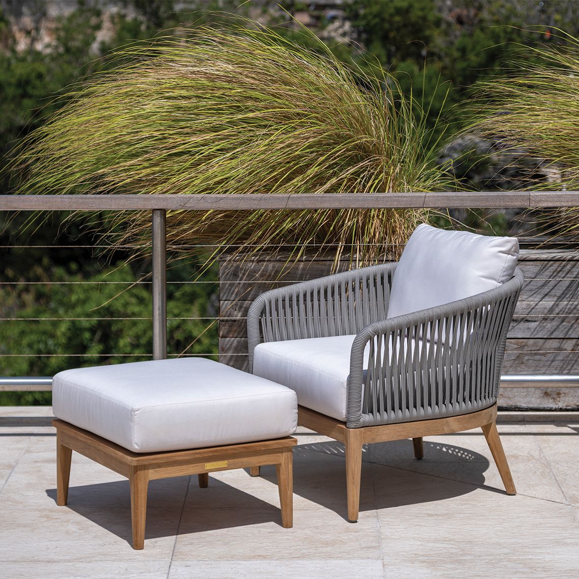 Lucia Lounge Chair - Image 3