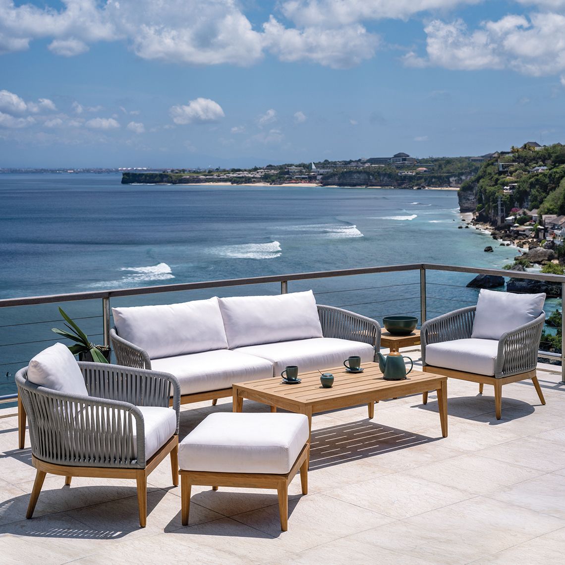 Lucia Lounge Chair - Image 4